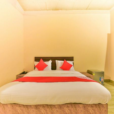 Oyo 15836 Pleasure River Front Resort Tuem ภายนอก รูปภาพ