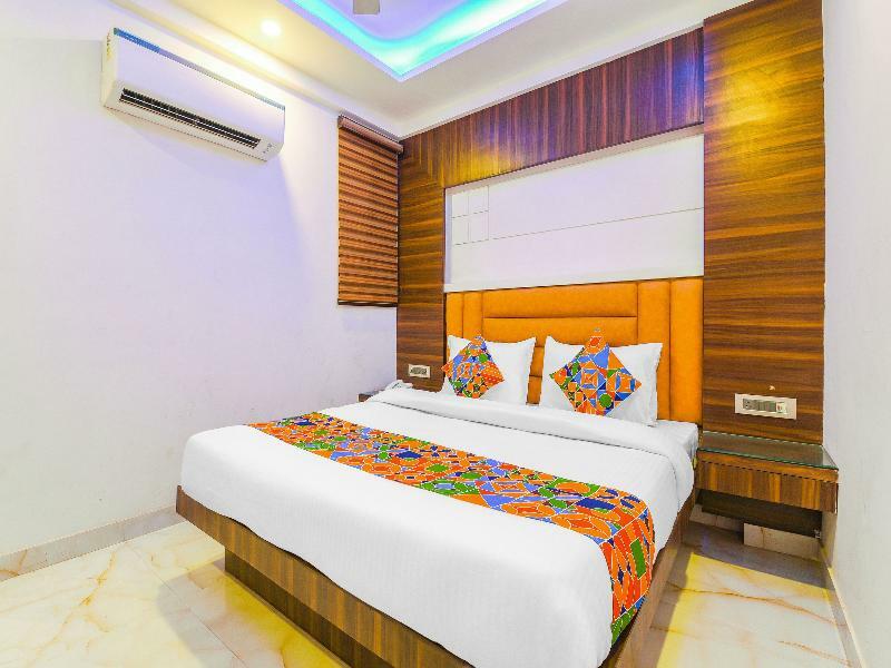 Oyo 15836 Pleasure River Front Resort Tuem ภายนอก รูปภาพ