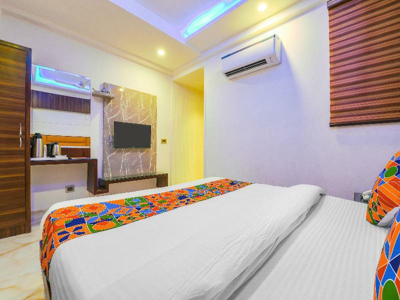 Oyo 15836 Pleasure River Front Resort Tuem ภายนอก รูปภาพ