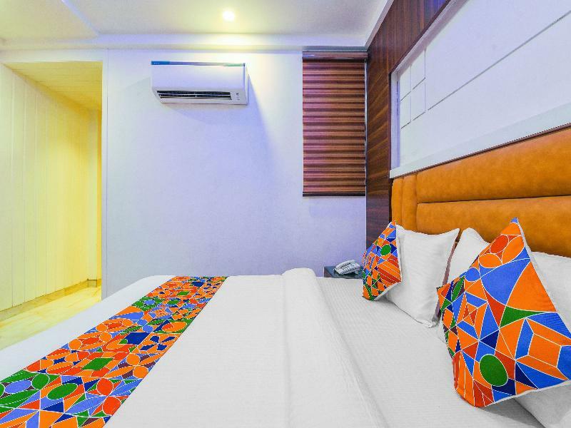 Oyo 15836 Pleasure River Front Resort Tuem ภายนอก รูปภาพ